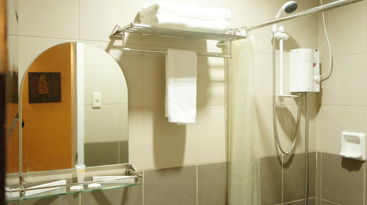 Urbantel Hotel لوسينا المظهر الخارجي الصورة